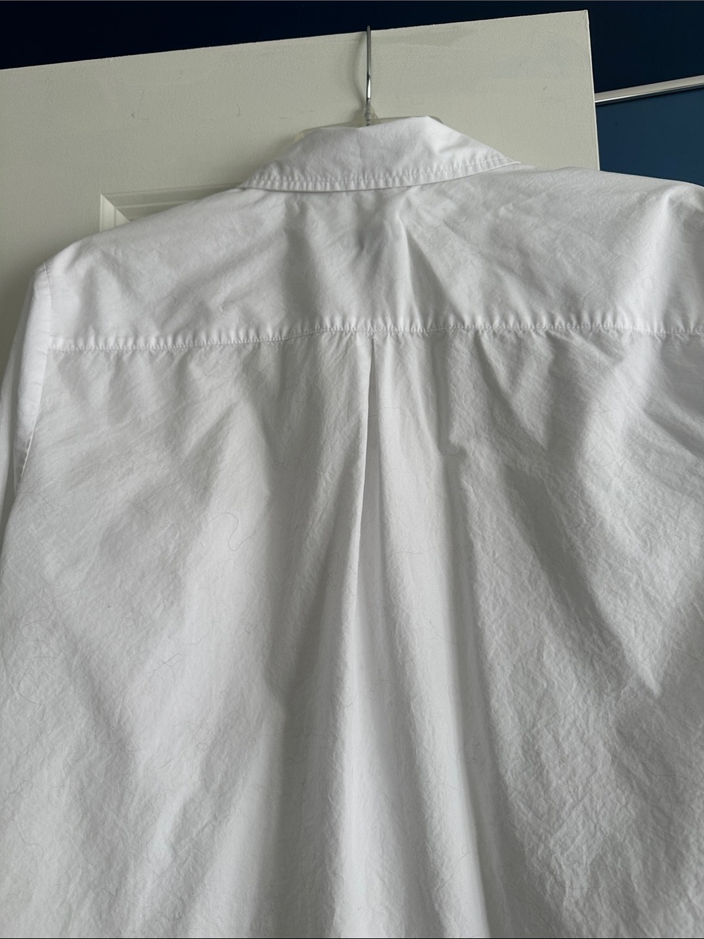 Classic Boyfriend White Button-Down Shirts - Picture 6 of 9
